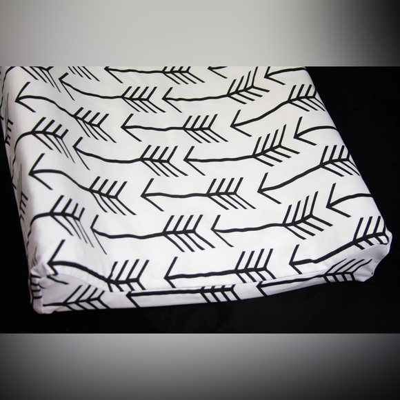 Infant/ Baby Nursery set! Boys 3 piece set: changing pad sheet, 2 mattress sheet - Picture 3 of 3